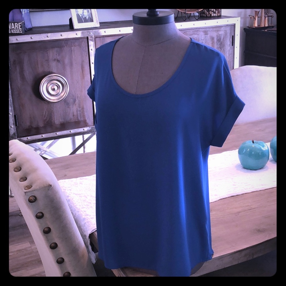 Flowy short sleeve shirt
